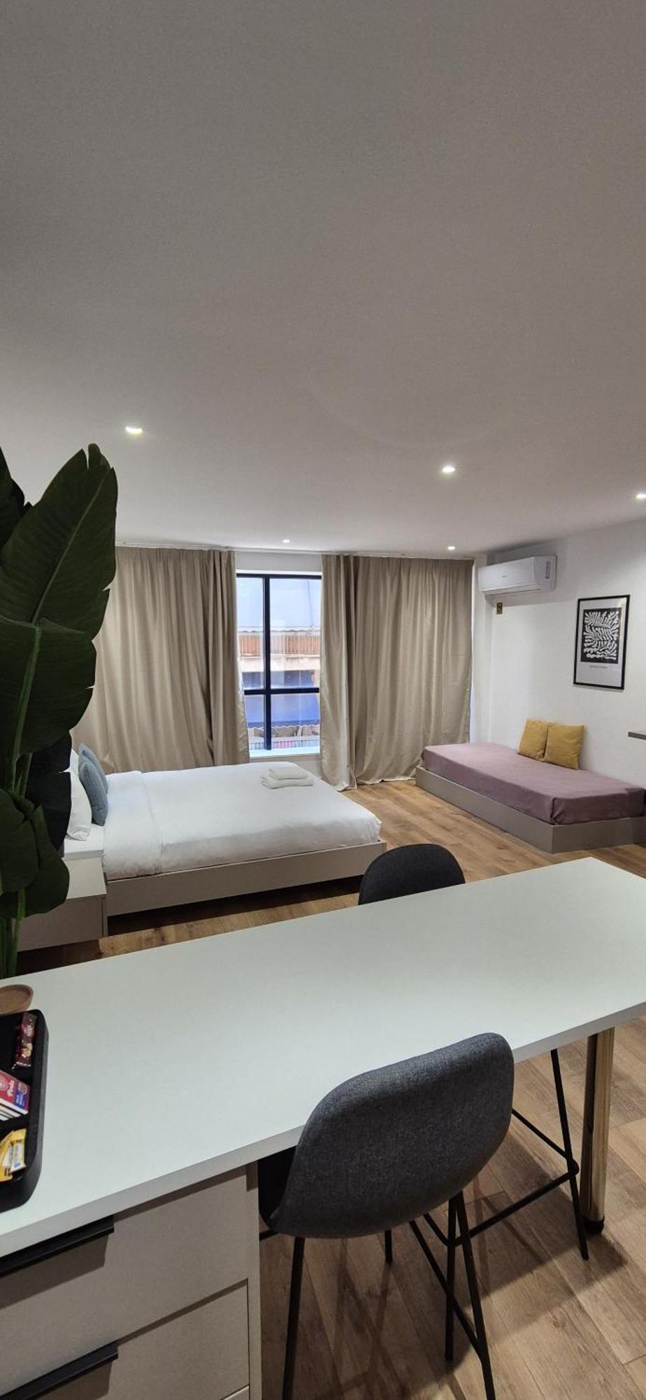 Figleaf Kypseli Hotel Athens Exterior photo